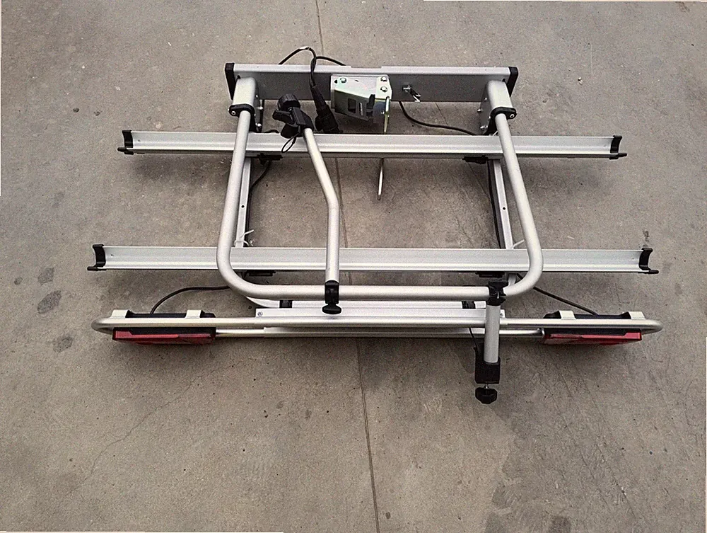 Elektrobike Exclusive Deluxe 2 Elektrofahrrad Fahrradträger Anhängerkupplung