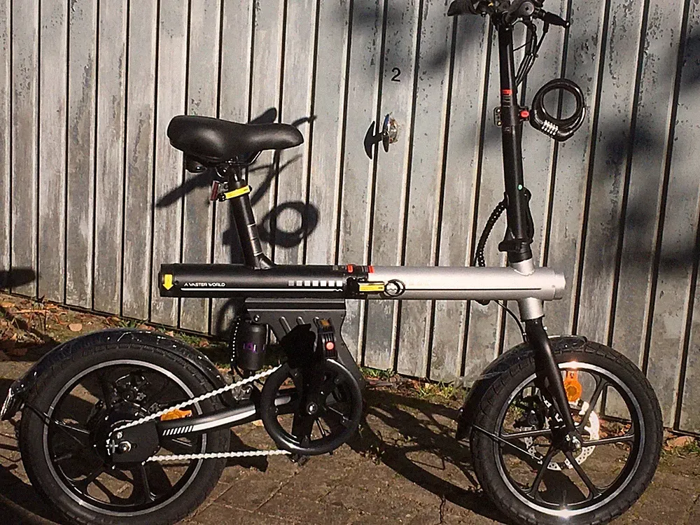 Unisex-Klapp-E-Bike, 16 Zoll, 36 V, 12,8 Ah Reichweite max. 60 km
